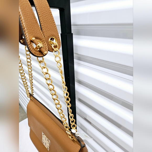 Tory Burch Britten Flap Shoulder Bag - Picture 5 of 16